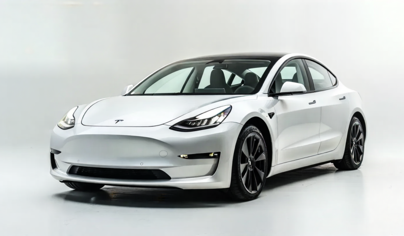 
								Tesla Model 3 2020 full									